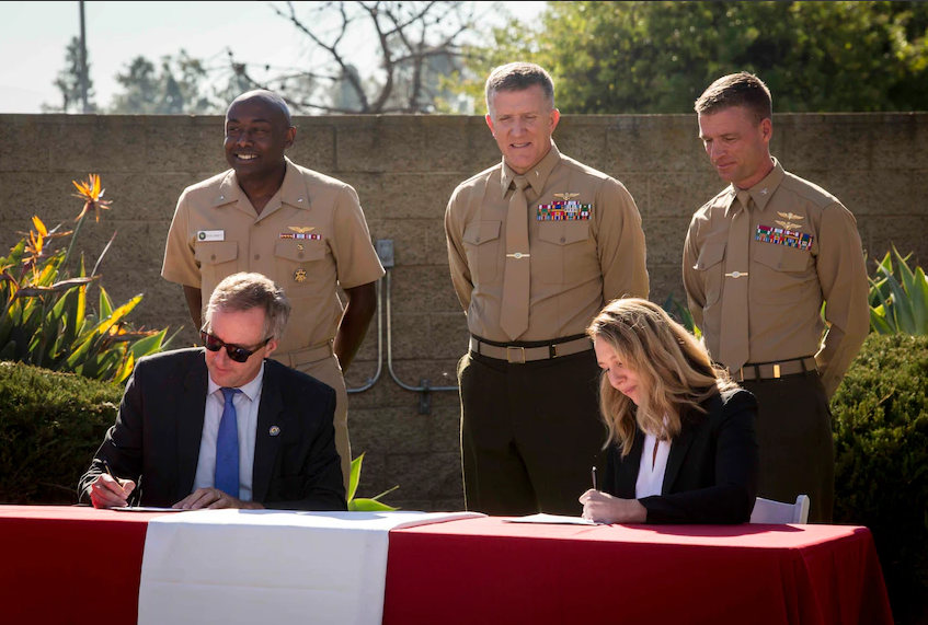 CEC chair and Navy undersecretary sign partnership MOU