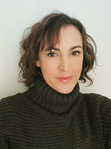 Portrait of Jennifer Martin-Gallardo